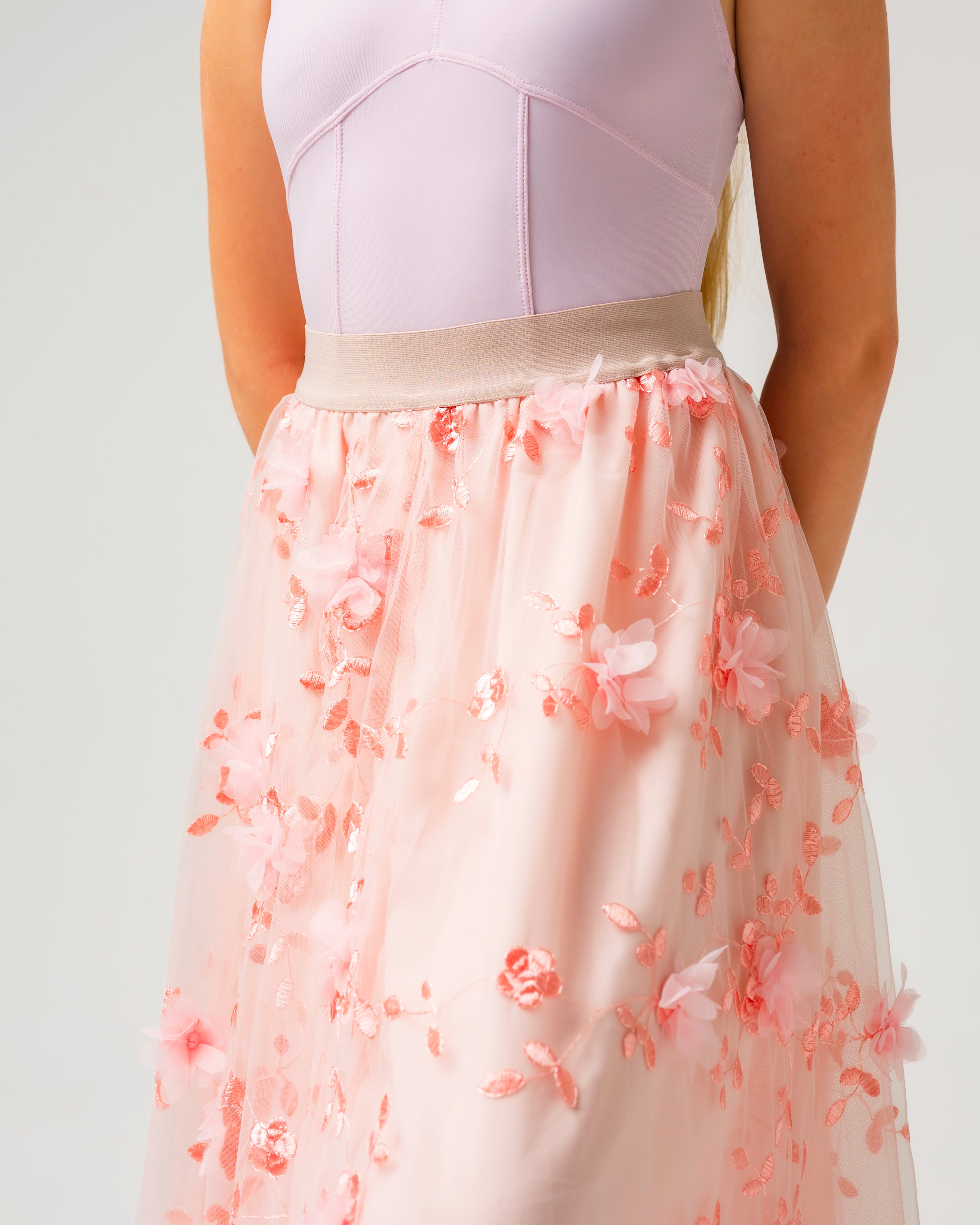 Kinetic 3D Floral Skirt Pink